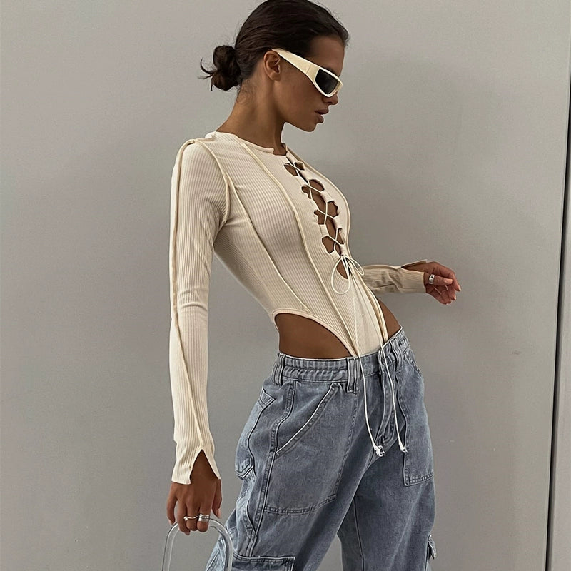 Hot Girl Wear T-shirt American Style Ingenuity Hollow out Strap